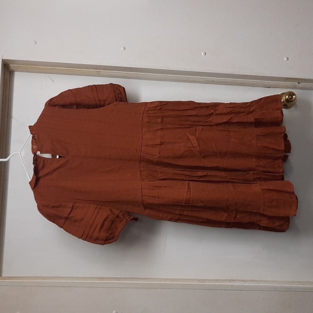 WOMENS DRESS - Picture 2 of 4